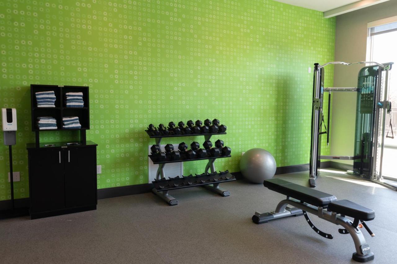 La Quinta Inn & Suites By Wyndham San Antonio Seaworld Lafb ภายนอก รูปภาพ