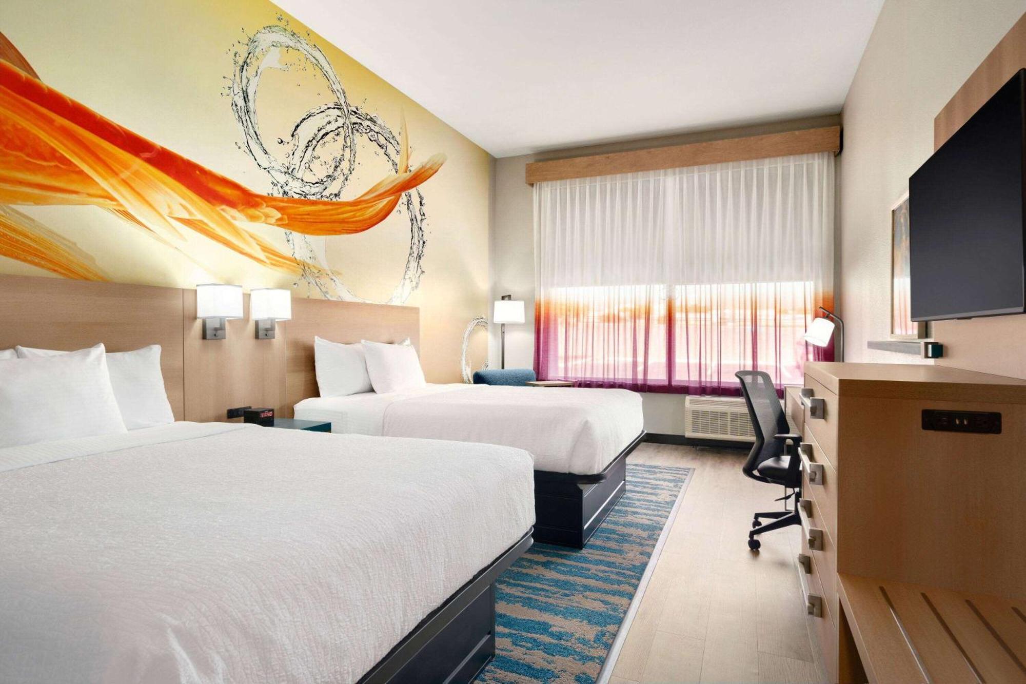 La Quinta Inn & Suites By Wyndham San Antonio Seaworld Lafb ภายนอก รูปภาพ